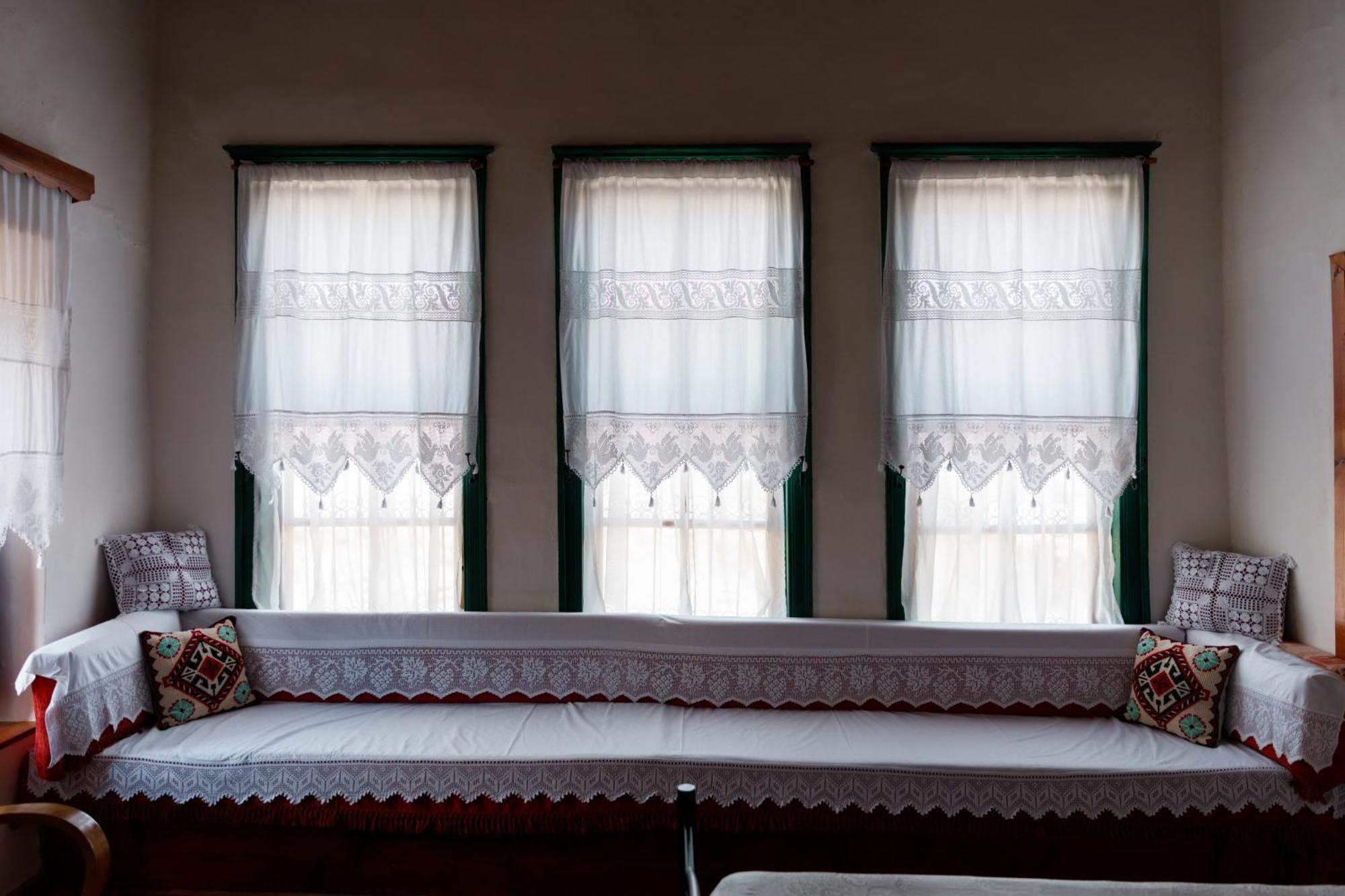 Guesthouse 1805 Gjirokaster Ngoại thất bức ảnh
