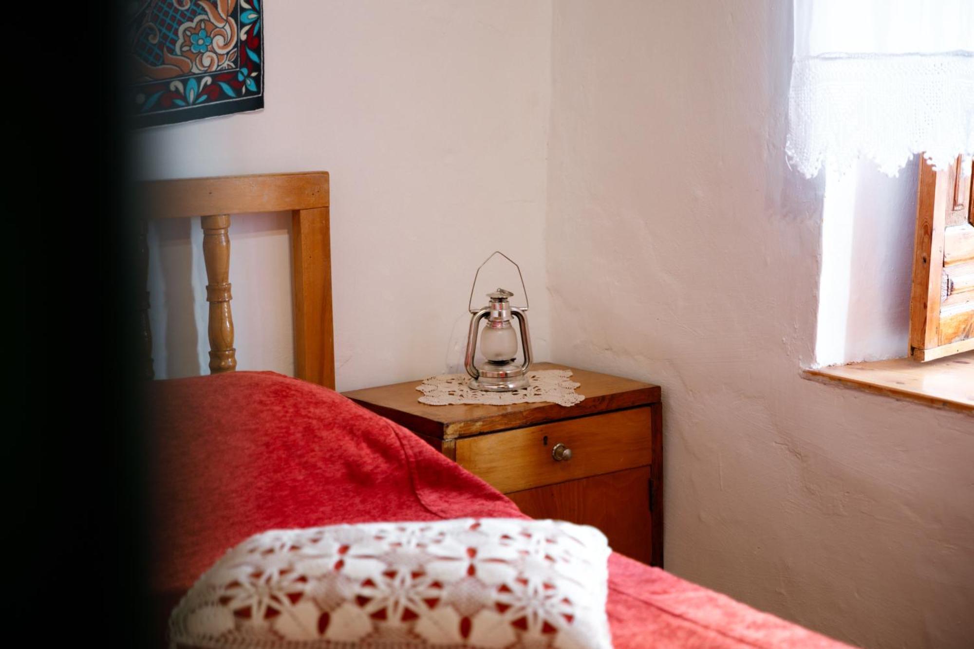 Guesthouse 1805 Gjirokaster Ngoại thất bức ảnh