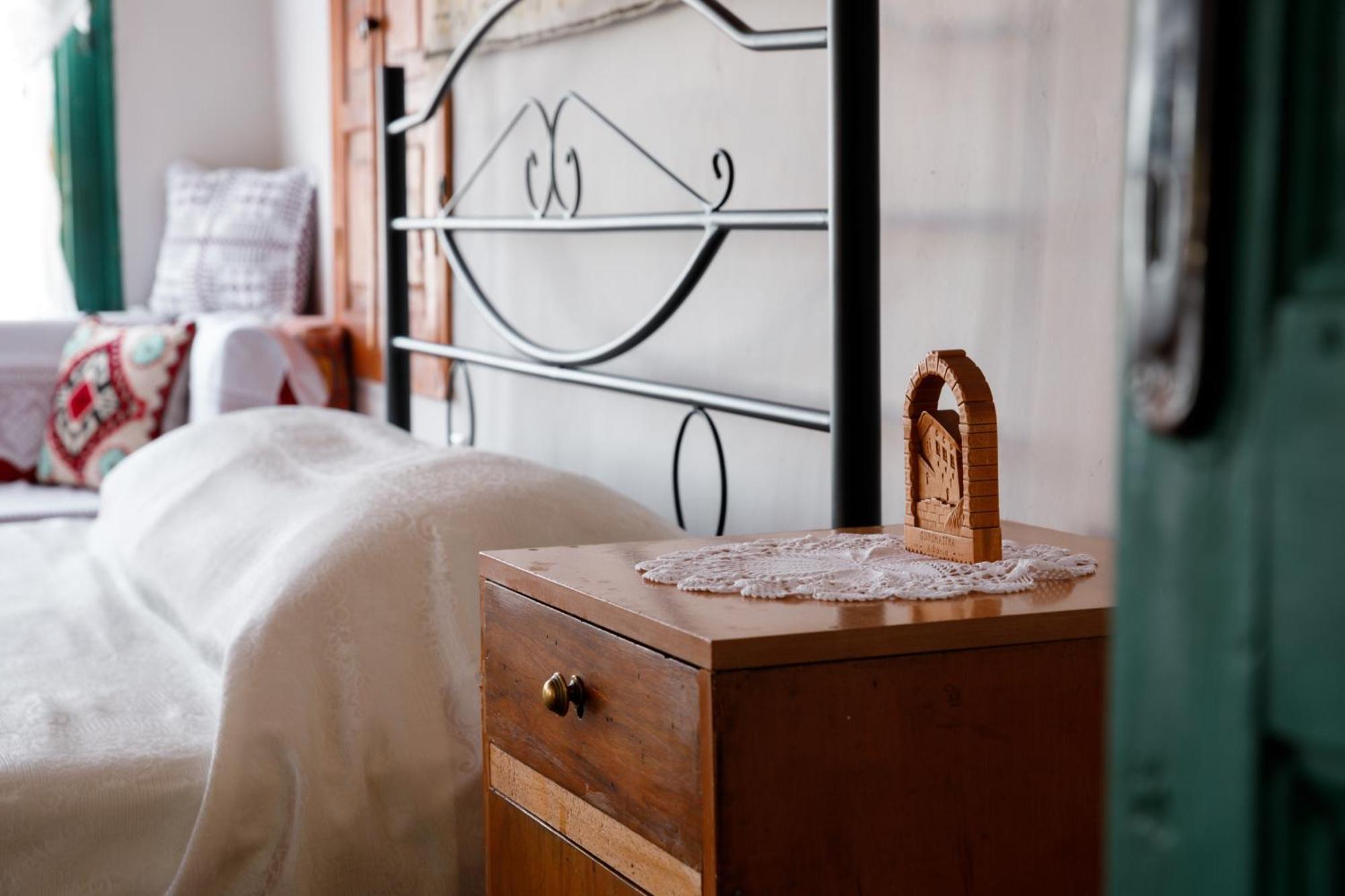 Guesthouse 1805 Gjirokaster Ngoại thất bức ảnh