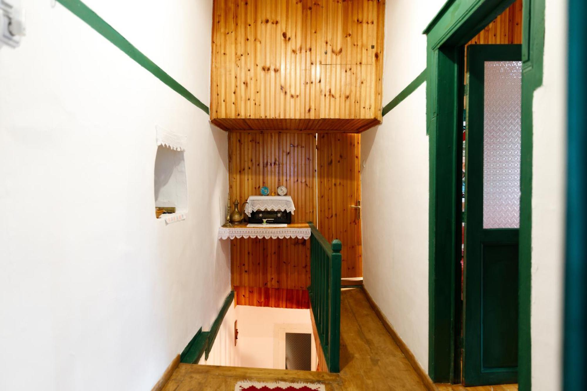 Guesthouse 1805 Gjirokaster Ngoại thất bức ảnh